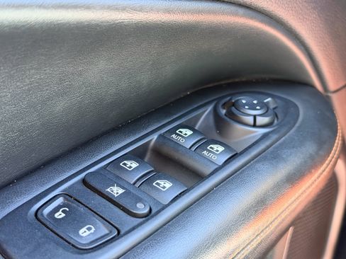 Used 2020 Jeep Compass Limited image 27