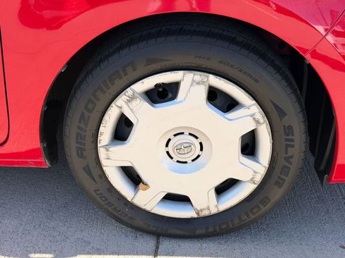 Used 2014 Scion xB FWD image 10