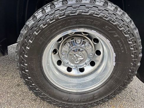 Used 2022 RAM 3500 Limited image 11