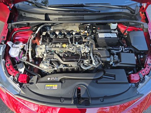 Used 2025 Toyota Corolla LE w/ Convenience Package image 30