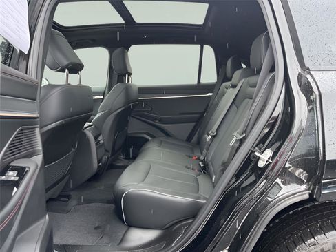 Used 2025 Jeep Wagoneer S Limited image 23