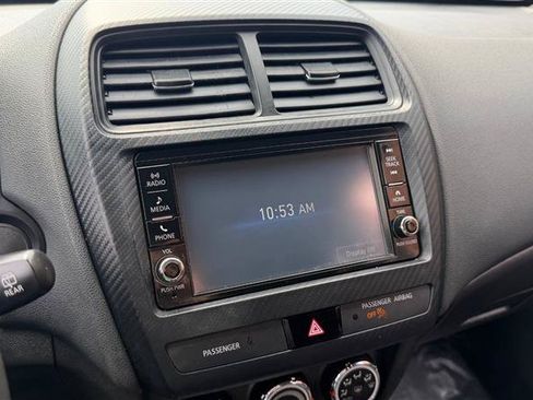Used 2019 Mitsubishi Outlander Sport ES FWD image 32