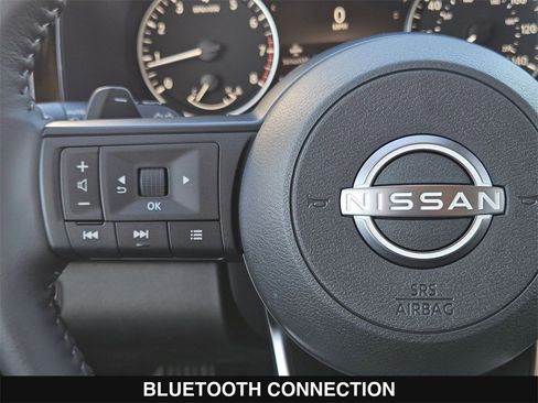 New 2025 Nissan Pathfinder SV w/ SV Premium Package image 26