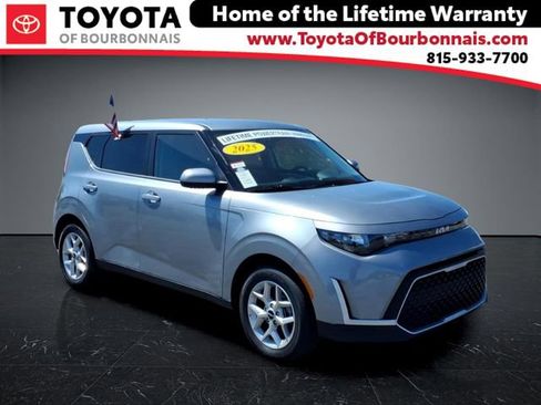 Used 2025 Kia Soul S FWD image 1