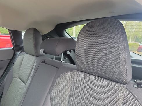 Used 2024 Subaru Crosstrek 2.0i Premium image 13