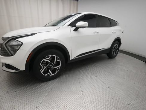 Used 2023 Kia Sportage LX AWD/4WD image 1