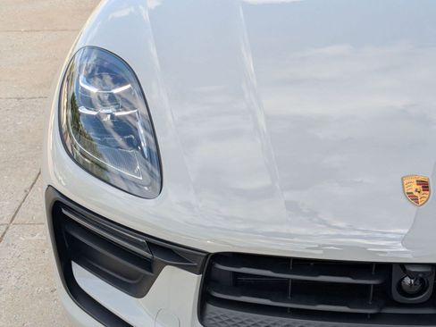 New 2026 Porsche Macan AWD/4WD image 12
