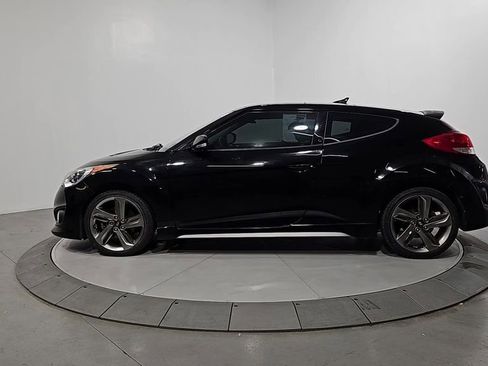 Used 2013 Hyundai Veloster Turbo w/ Ultimate Pkg image 2