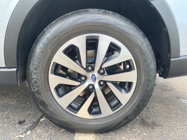 Used 2022 Subaru Outback Premium AWD/4WD image 29
