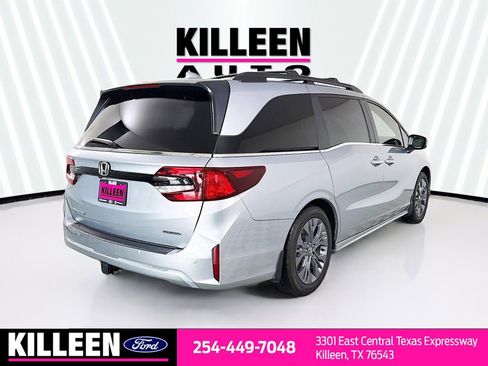 Used 2026 Honda Odyssey Touring image 8