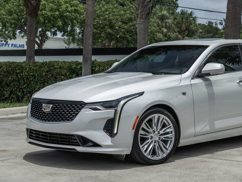 Used 2021 Cadillac CT4 Premium Luxury w/ Climate Package RWD image 2