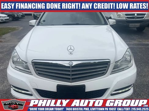 Used 2013 Mercedes-Benz C 250 Sedan image 2