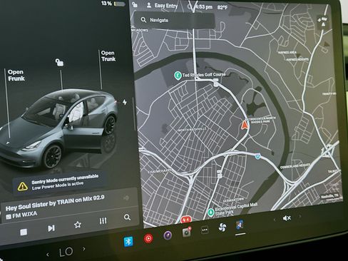 Used 2024 Tesla Model Y Long Range image 19