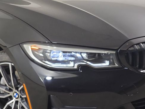 Used 2021 BMW 330i xDrive Sedan w/ Premium Package AWD/4WD image 34