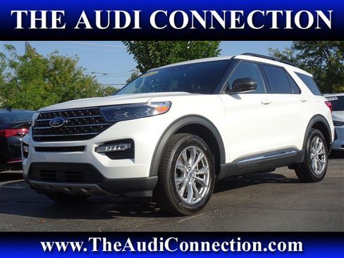 Used 2023 Ford Explorer XLT w/ Equipment Group 202A AWD/4WD image 1