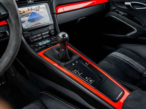 Used 2018 Porsche 911 GT3 image 30