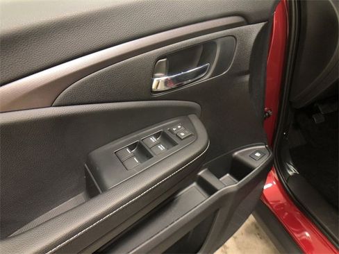 Used 2021 Honda Ridgeline Sport image 14