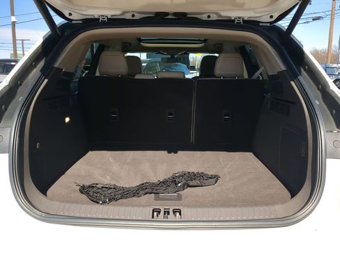 Used 2022 Lincoln Nautilus Reserve image 23