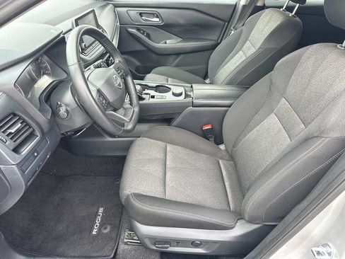 Used 2025 Nissan Rogue SV AWD/4WD image 20
