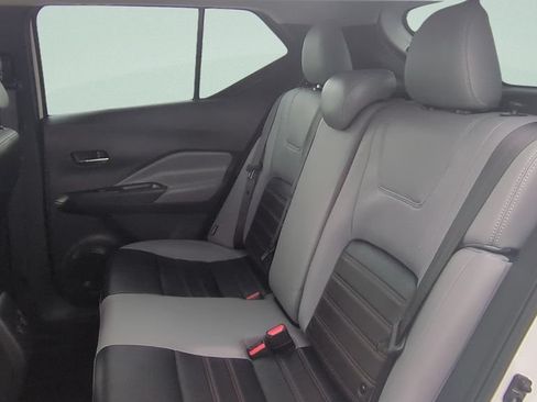 Certified 2024 Nissan Kicks SR w/ SR Premium Package FWD image 13