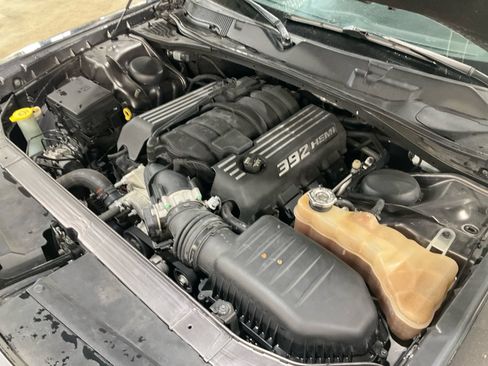 Used 2016 Dodge Challenger SRT w/ Technology Group RWD image 26