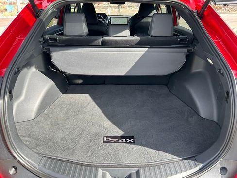 Used 2024 Toyota bZ4X XLE w/ Weather Package image 26