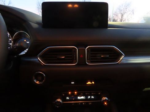 New 2025 MAZDA CX-5 AWD 2.5 S w/ Select Package image 24