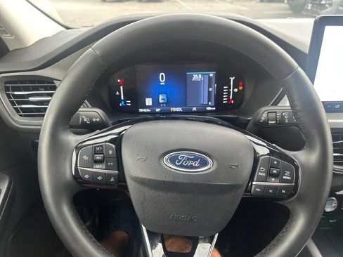 Used 2023 Ford Escape Active w/ Tech Pack #1 AWD/4WD image 17