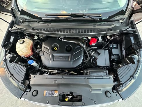 Used 2017 Ford Edge SEL w/ Equipment Group 201A image 53