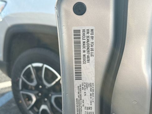 Used 2024 Jeep Compass Trailhawk image 26