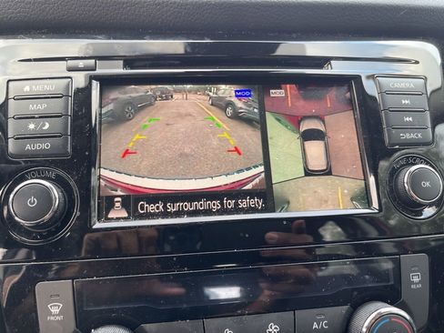 Used 2022 Nissan Rogue Sport SL image 21