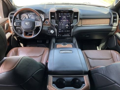 Used 2022 RAM 1500 Limited image 11