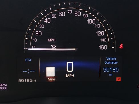 Used 2017 Cadillac XT5 Luxury w/ Driver Awareness Package image 15