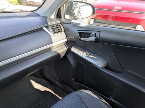 Used 2020 Nissan Sentra S w/ Trunk Package FWD image 17