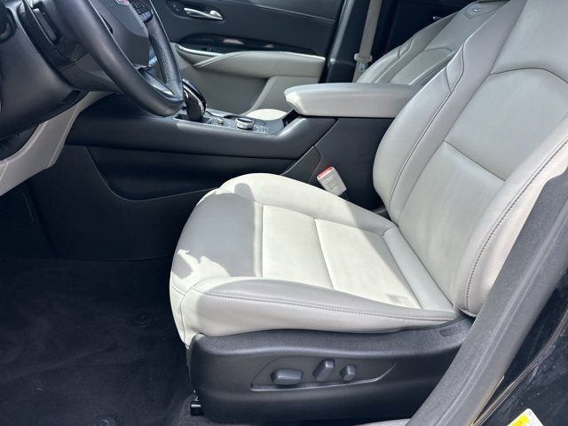 Used 2022 Cadillac XT4 Premium Luxury w/ Safety Alert Package AWD/4WD image 10