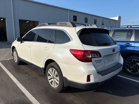Used 2015 Subaru Outback 2.5i Premium w/ Popular Package #1 AWD/4WD image 4