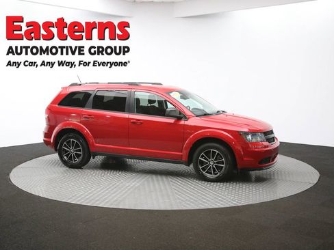 Used 2017 Dodge Journey SE w/ Flexible Seating Group image 47