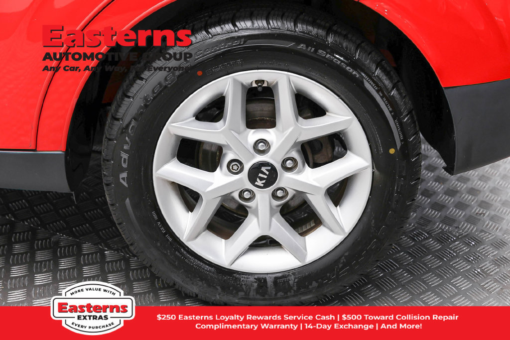 Used 2020 Kia Soul S FWD image 9