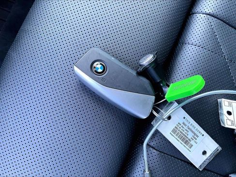 Used 2025 BMW X3 xDrive30i image 14