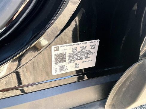 Used 2025 Chevrolet Equinox LT AWD/4WD image 22