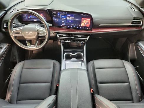Used 2024 Chevrolet Traverse Z71 w/ LPO, Floor Liner Package AWD/4WD image 26