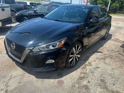 Used 2021 Nissan Altima 2.5 SR image 4