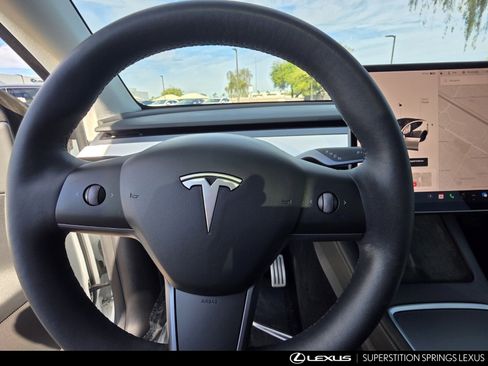 Used 2021 Tesla Model Y Performance image 18