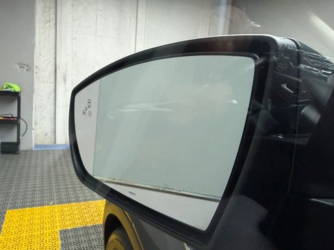 Used 2015 Ford Escape Titanium w/ Equipment Group 301A image 32