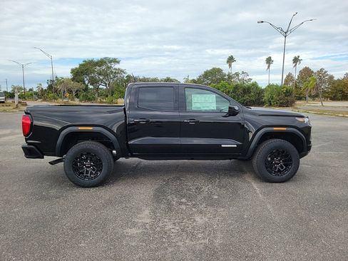 New 2026 GMC Canyon Elevation w/ Convenience Package image 4