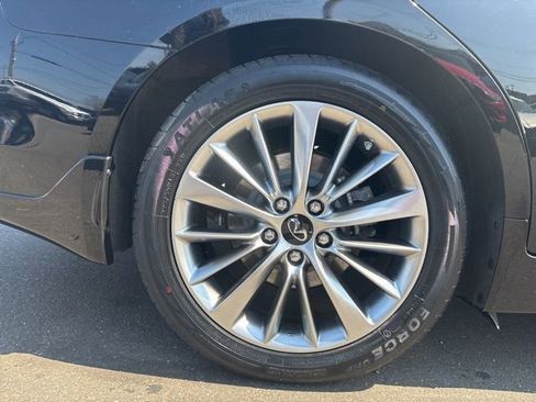 Used 2023 INFINITI Q50 Luxe w/ Cargo Package AWD/4WD image 37