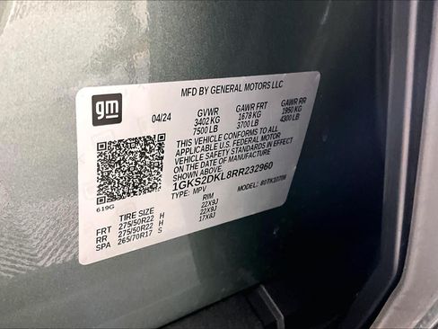 Used 2024 GMC Yukon Denali w/ Advanced Technology Package AWD/4WD image 35