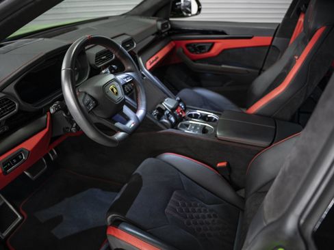 Used 2024 Lamborghini Urus S AWD/4WD image 25