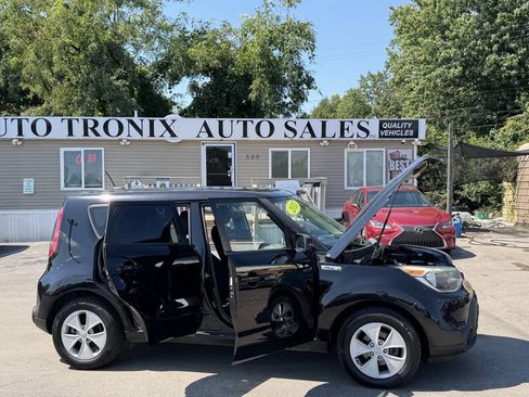 Used 2015 Kia Soul FWD image 19