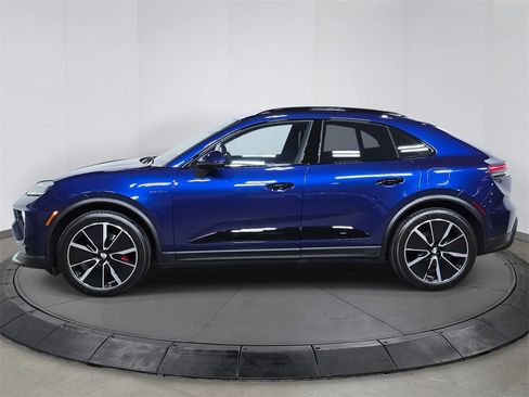 Certified 2025 Porsche Macan 4S Electric image 2